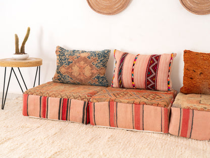 3 seats Handmade Amazigh Sofa Vintage ⴰⵏⵉⵔ.