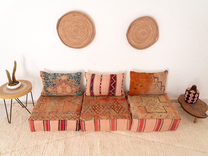 3 seats Handmade Amazigh Sofa Vintage ⴰⵏⵉⵔ.