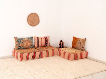 3 seats Handmade Amazigh Sofa Vintage ⴰⵏⵉⵔ.