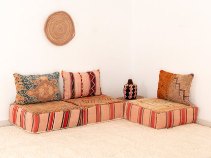 3 seats Handmade Amazigh Sofa Vintage ⴰⵏⵉⵔ.