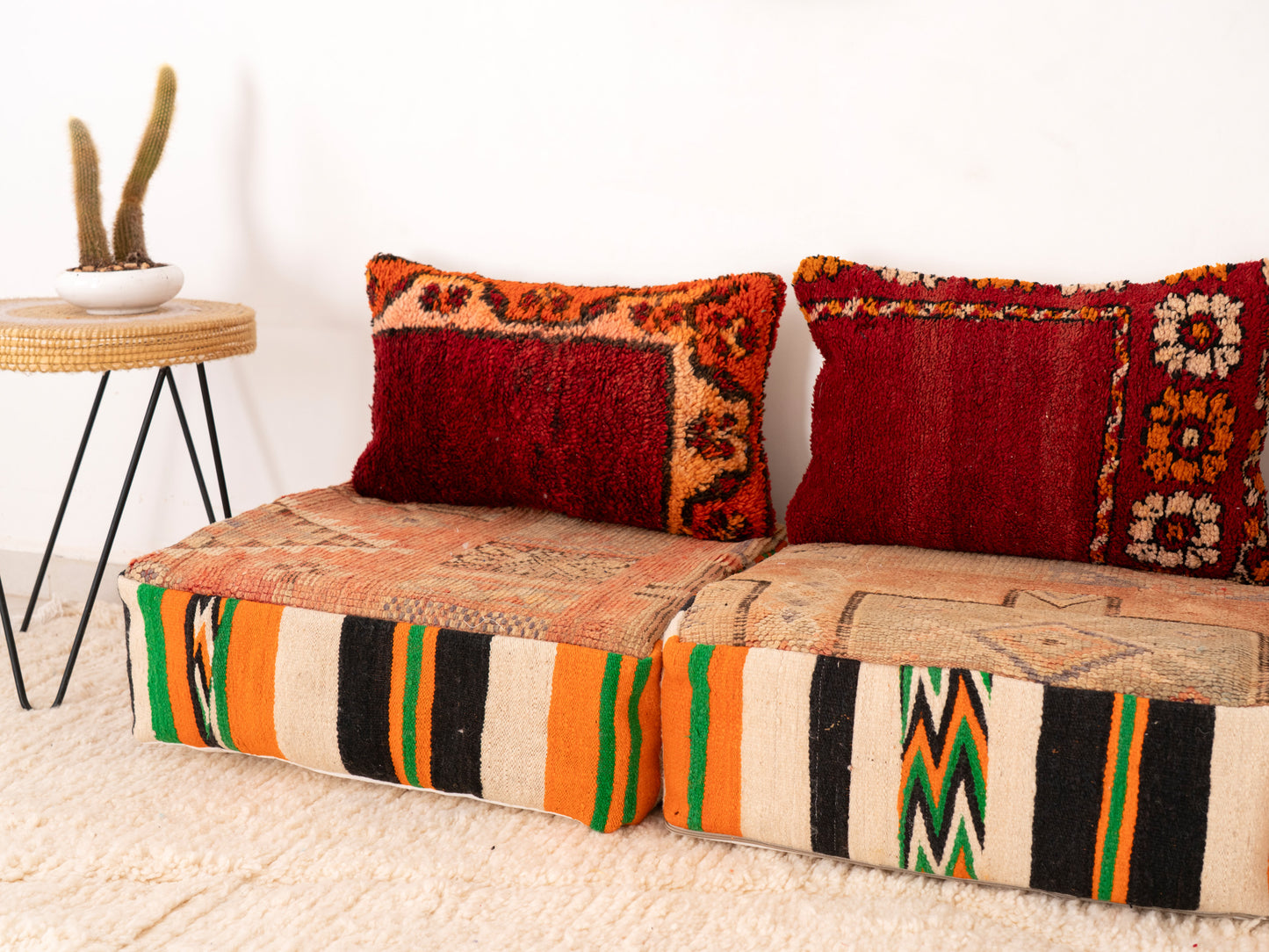 3 seats Handmade Amazigh Sofa Vintage ⴰⵏⵉⵔ.