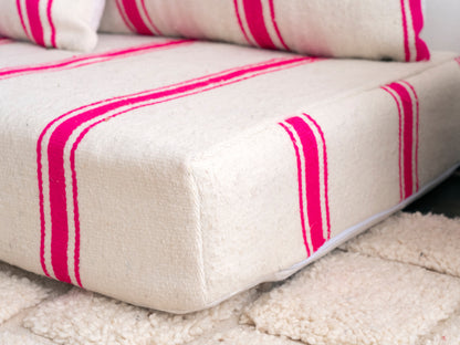 6ft Handmade Amazigh Vintage Sofa Ighri ⵜⴰⵎⵓⵏⵜ. FREE SHIPPING
