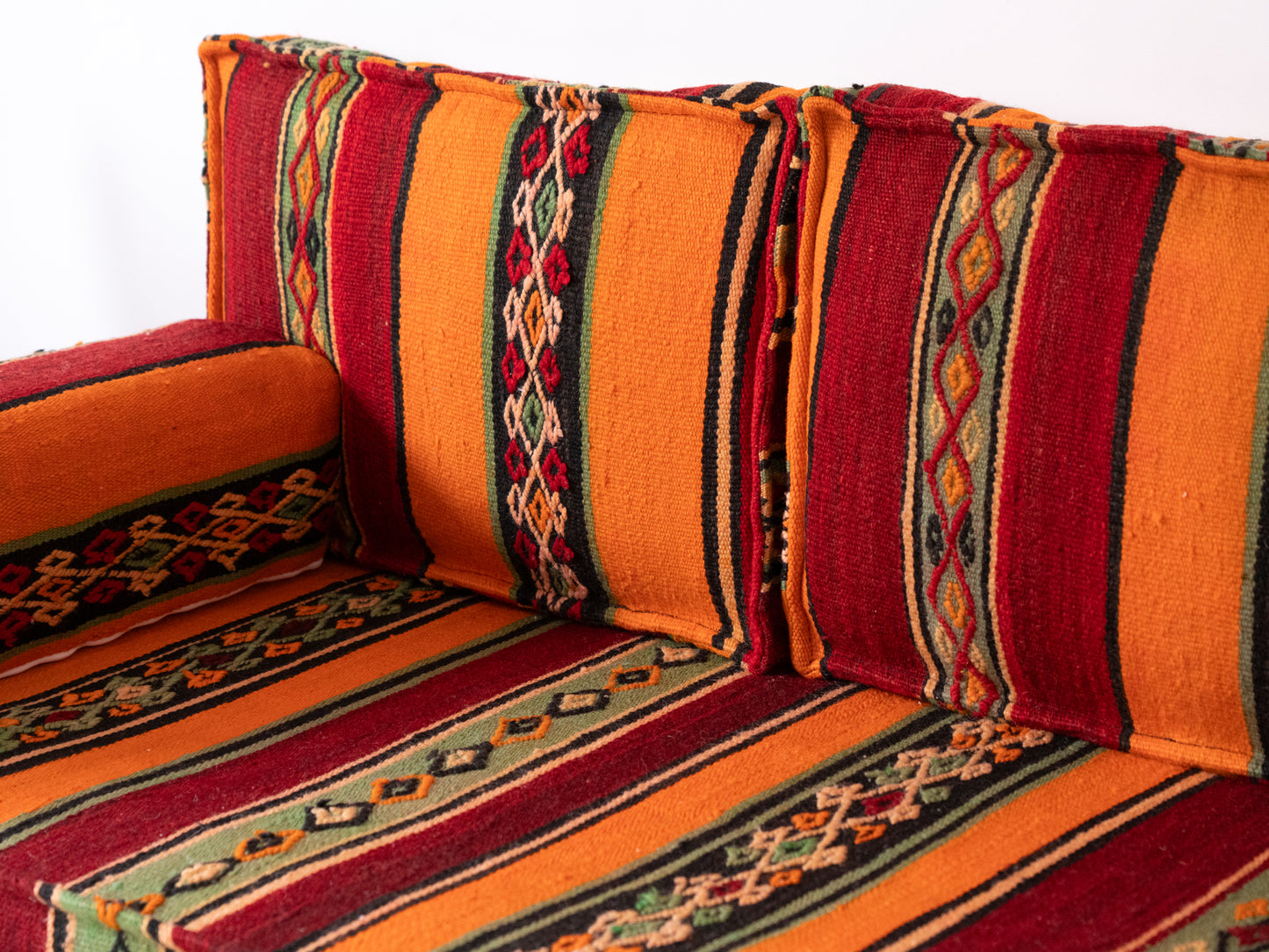 6ft Handmade Amazigh Sofa Kilim Nouh ⴰⵓⵔⵉⵏⵊ. FREE SHIPPING