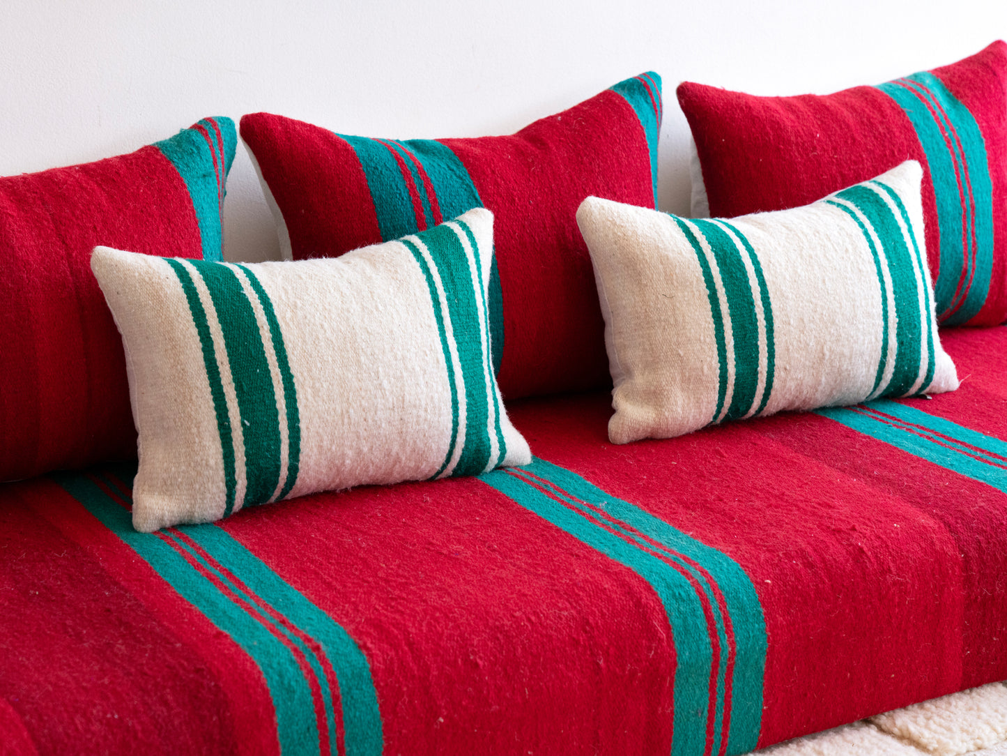 6ft Handmade Amazigh Sofa Illino ⵉⵣⵉⴼⴼⴰⴽ. FREE SHIPPING