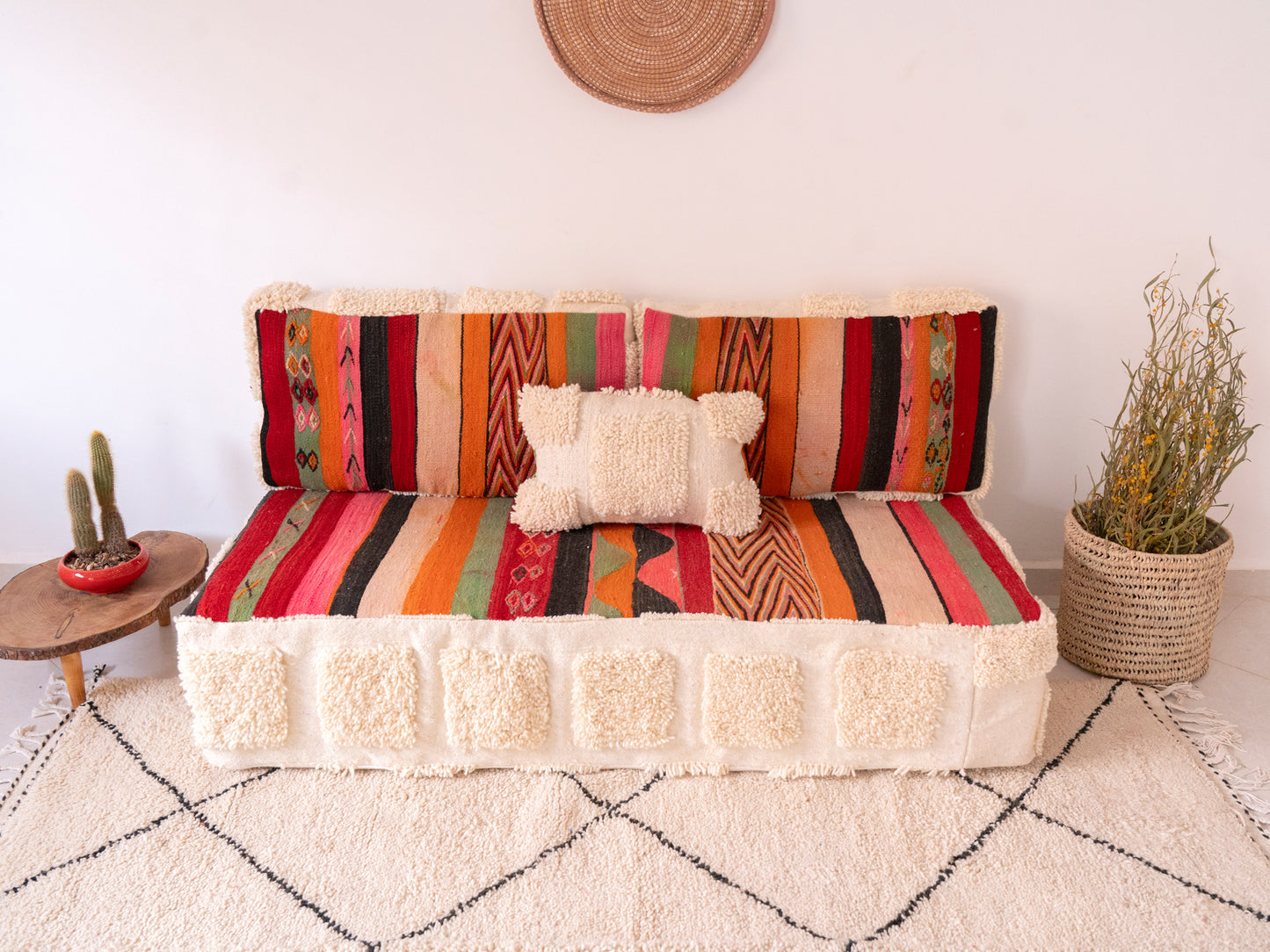 5ft Handmade Amazigh Sofa Hachouma ⵜⴰⴼⵍⴻⵙⵜ. FREE SHIPPING