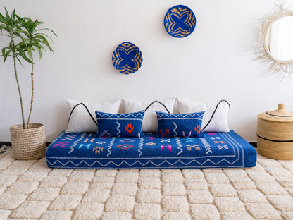 6ft Handmade Amazigh Vintage Sofa Agadir ⵜⵓⴷⴻⵔⵜ. FREE SHIPPING