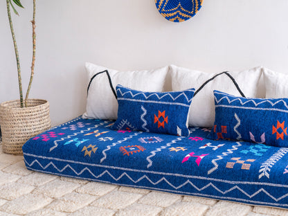 6ft Handmade Amazigh Vintage Sofa Agadir ⵜⵓⴷⴻⵔⵜ. FREE SHIPPING
