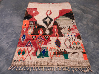 5x8 ft Handmade Amazigh Rug Boujaad. FREE SHIPPING
