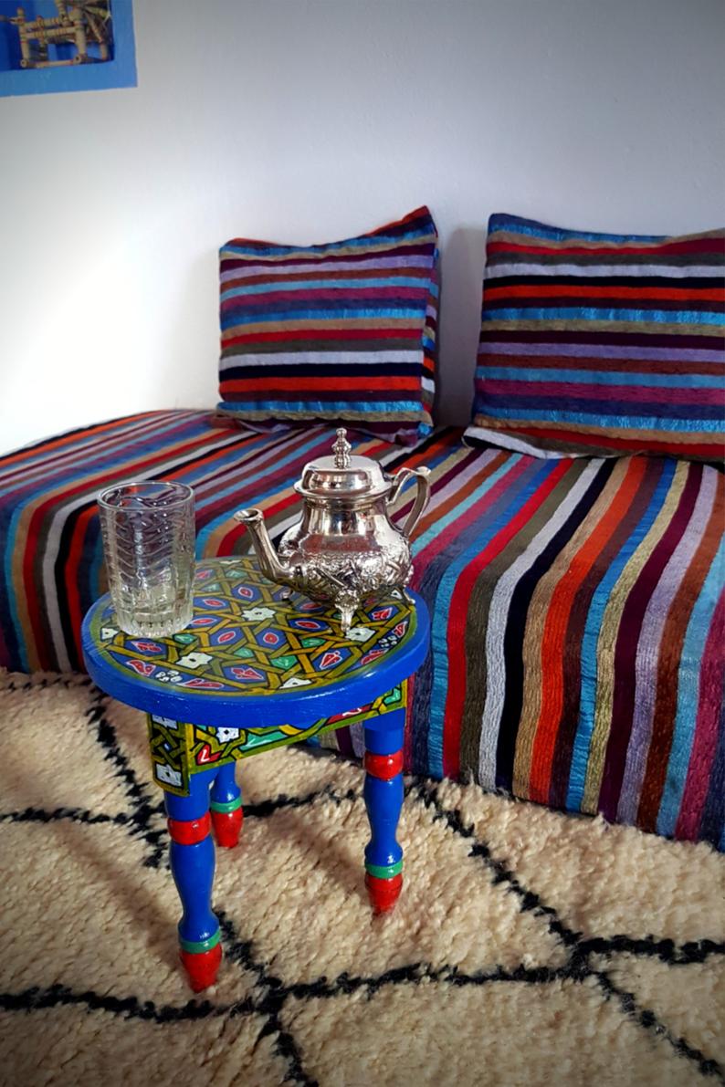 Handcrafted Moroccan table Chinua green.