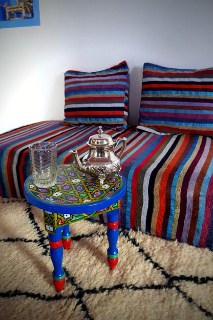 Handcrafted Moroccan table Chinua green.