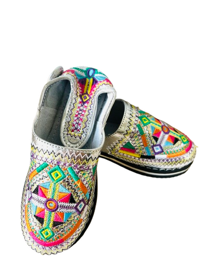 Dar Chi Handmade Moroccan Amazigh Leather Slippers for KIDS silver – 2-in-1 Comfort & Style