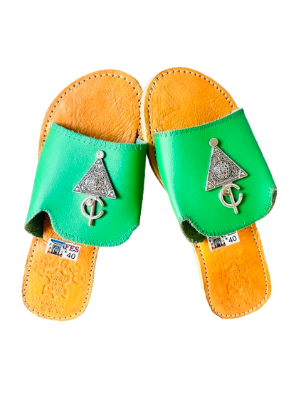 Dar Chi Women’s Moroccan Leather Slippers – Green – Handmade in Fez 37