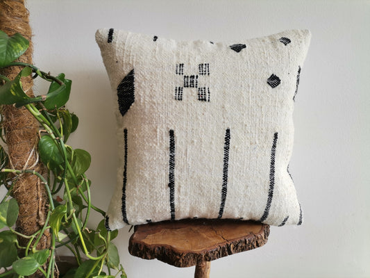 Handmade Amazigh pillow Tadla. FREE SHIPPING