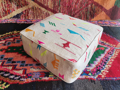 Handmade Amazigh floor poof Illy. FREE SHIPPING