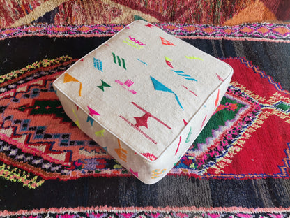 Handmade Amazigh floor poof Illy. FREE SHIPPING