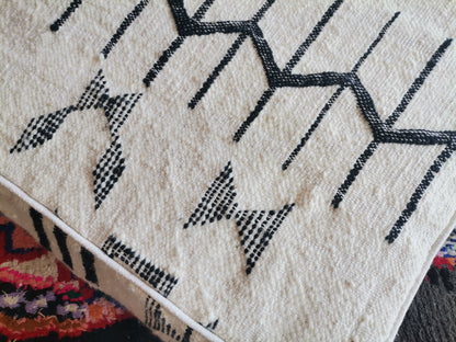 Handmade Amazigh floor poof Ahidus. FREE SHIPPING