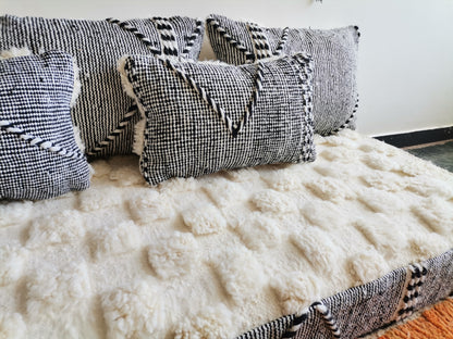 6ft Handmade Amazigh Sofa Ghennou ⵢⴰⵣ. FREE SHIPPING