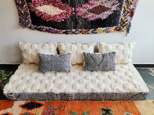 6ft Handmade Amazigh Sofa Ghennou ⵢⴰⵣ. FREE SHIPPING