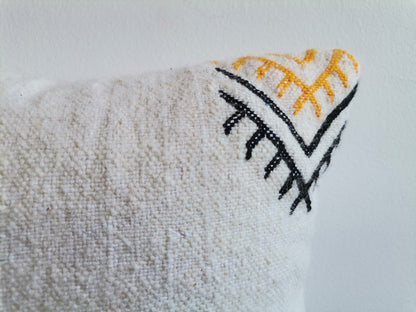 Handmade Amazigh pillow Azrou.