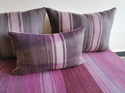 4ft Handmade Amazigh Sofa Kilim ⵜⴰⵎⵓⵏⵜ. FREE SHIPPING