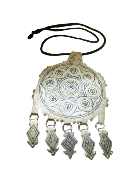 Large Amazigh Silver Touareg ⵢⴰⵣ Necklace.