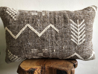 Handmade Amazigh pillow Atlas.