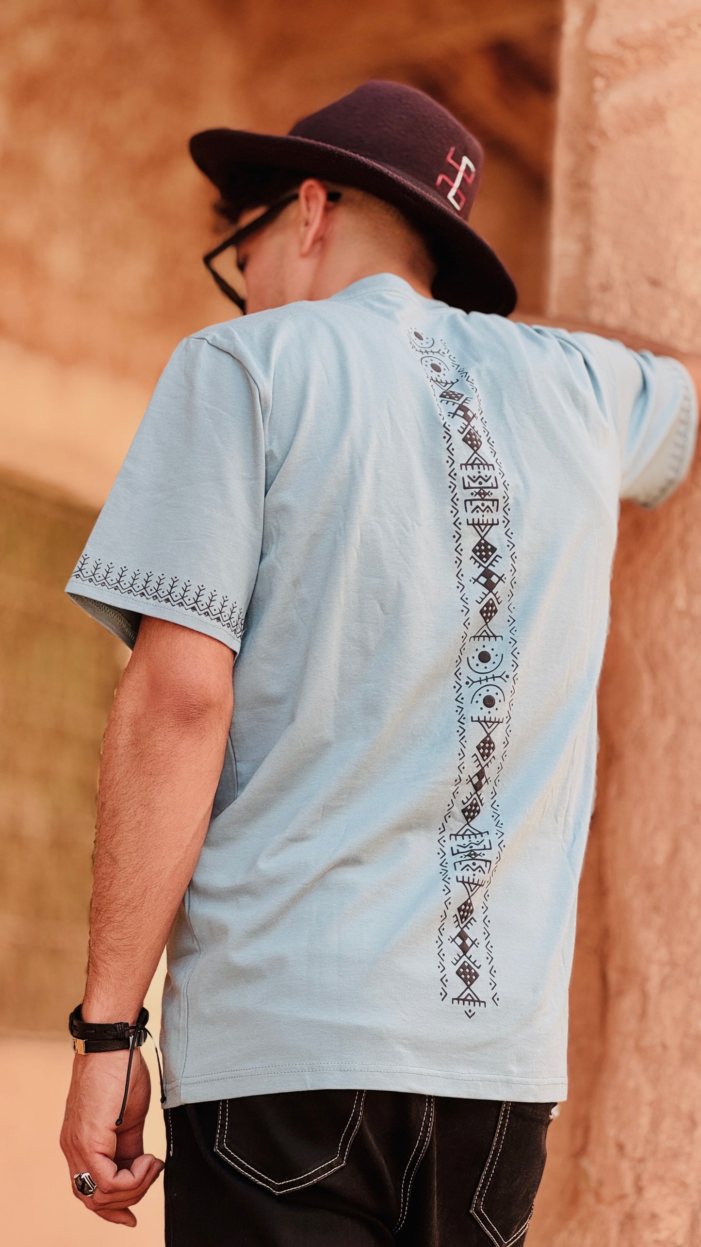 Handmade Amazigh white Tshirt Unisex Asgwas ⴰⵙⴳⵡⴰⵙ