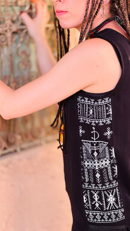 Handmade Amazigh Black White Top Women Tudert  ⵜⵓⴷⴻⵔⵜ