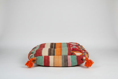 Handmade Amazigh floor pouf Fibula.