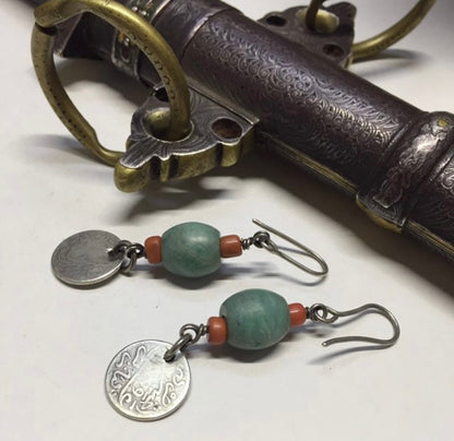 Amazigh Vintage Coral & Silver Coins earrings Tafsut ⵜⴰⴼⵙⵓⵜ.