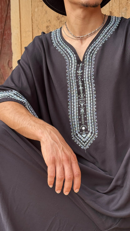 Handmade Amazigh Grey Gandoura Men Tilelli ⵜⵉⵍⴻⵍⵍⵉ