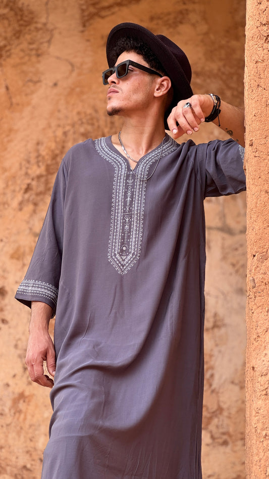 Handmade Amazigh Grey Gandoura Men Tilelli ⵜⵉⵍⴻⵍⵍⵉ