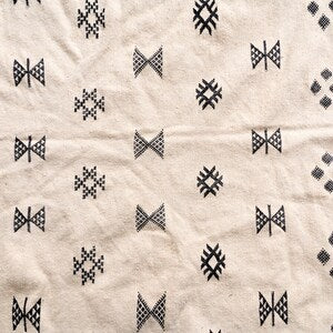 5X5 ft Handmade Amazigh Kilim Rug Titrit ⵜⵉⵜⵔⵉⵜ. FREE SHIPPING