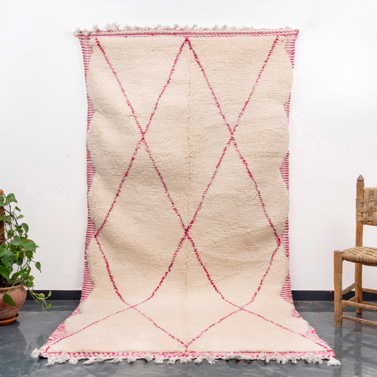 Handmade Amazigh Rug Beni Ourain. FREE SHIPPING