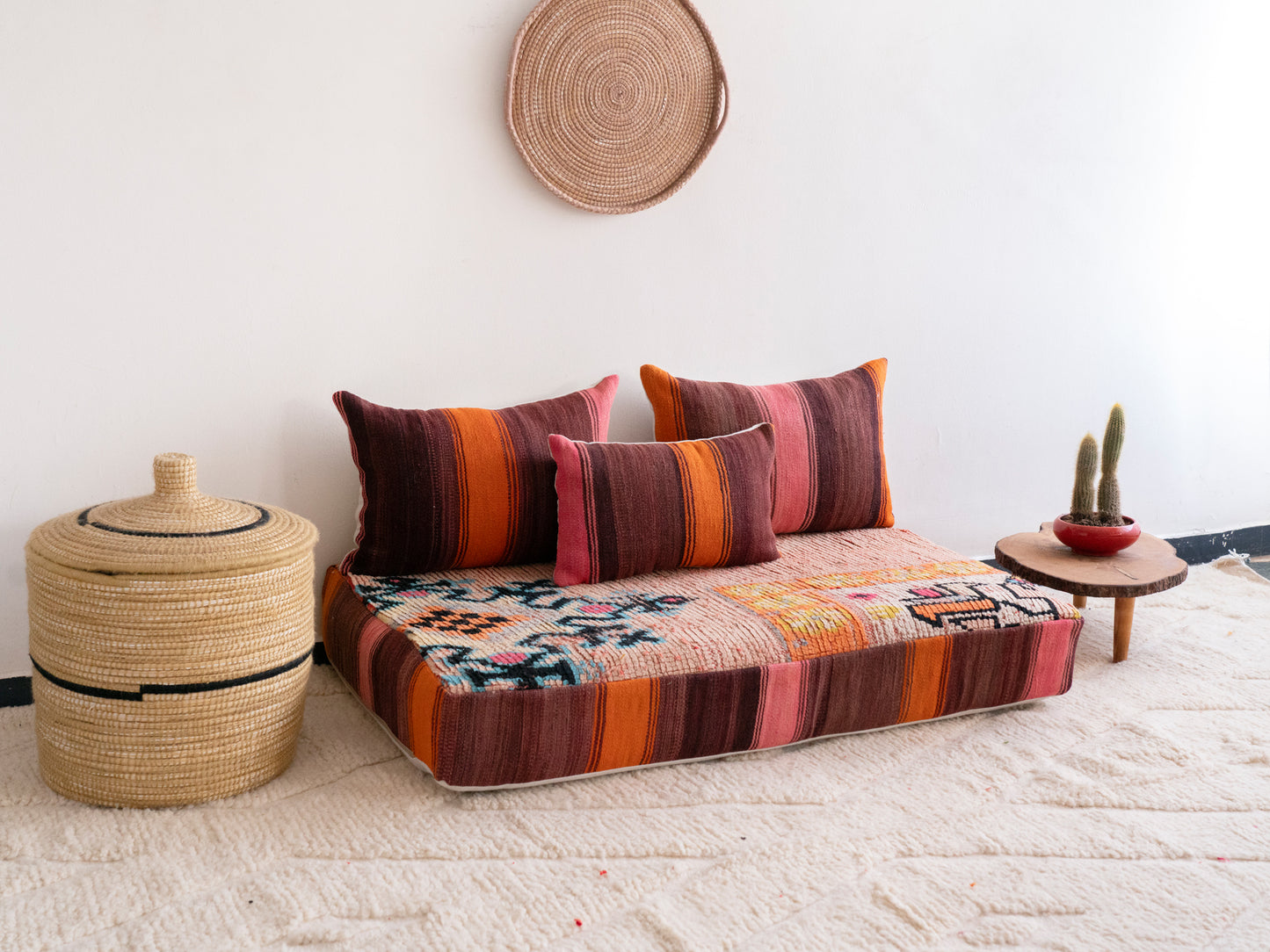 4ft Handmade Amazigh Illino Sofa Akchour ⵜⴰⴼⵍⴻⵙⵜ. FREE SHIPPING