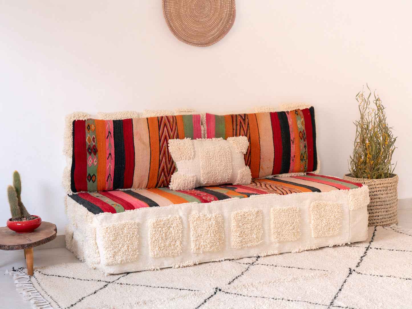 5ft Handmade Amazigh Sofa Hachouma ⵜⴰⴼⵍⴻⵙⵜ. FREE SHIPPING