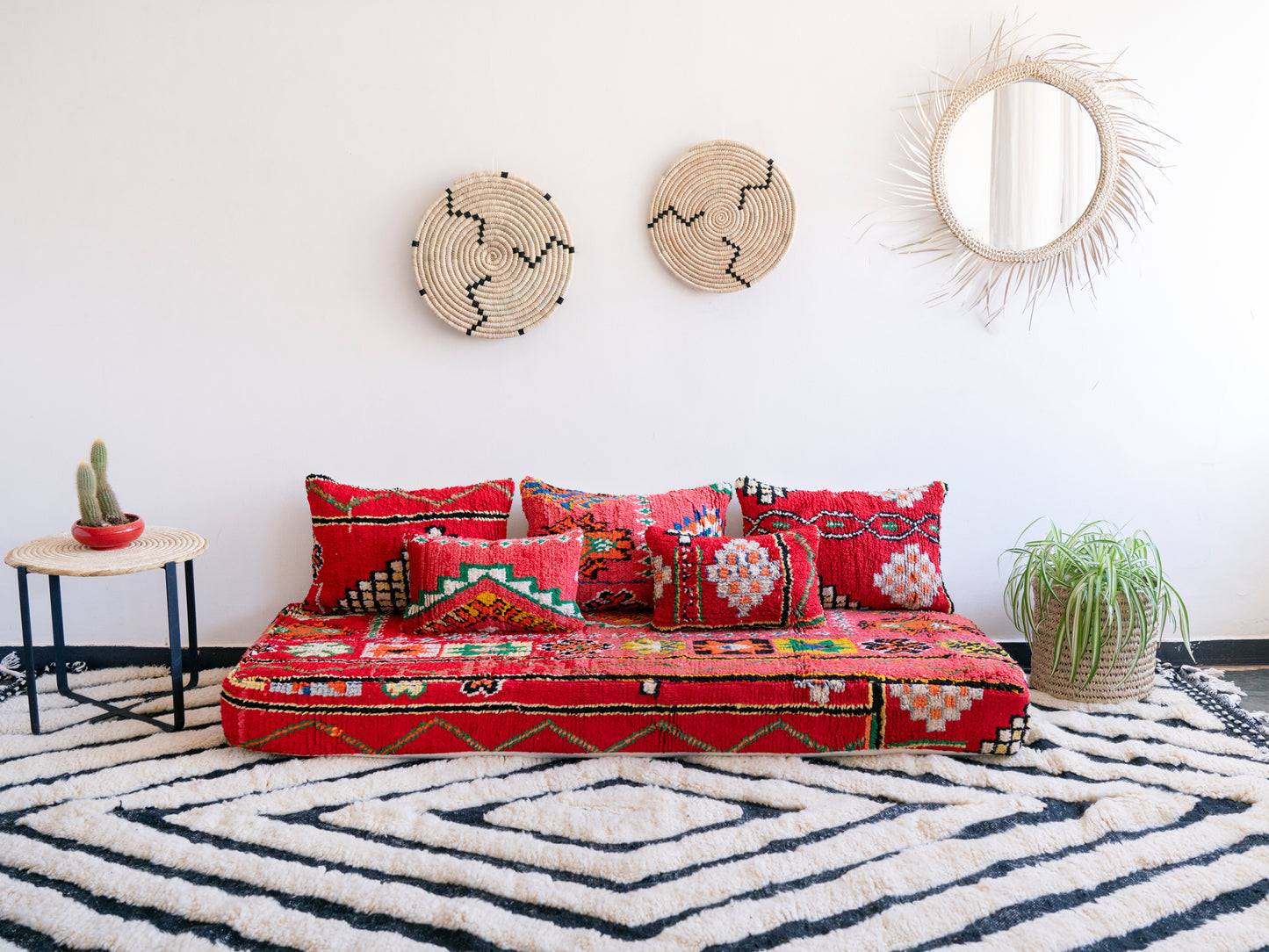 6ft Handmade Amazigh Vintage Sofa Azur ⵜⵓⴷⴻⵔⵜ. FREE SHIPPING