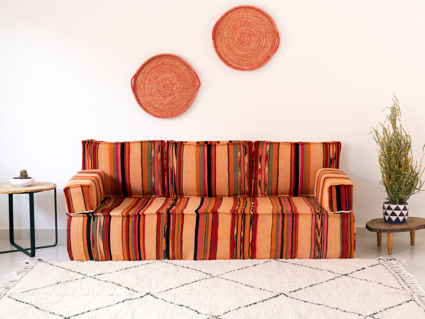 6ft Handmade Amazigh Sofa Kilim Jaden ⴰⵓⵔⵉⵏⵊ. FREE SHIPPING