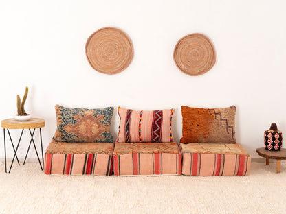 3 seats Handmade Amazigh Sofa Vintage ⴰⵏⵉⵔ.
