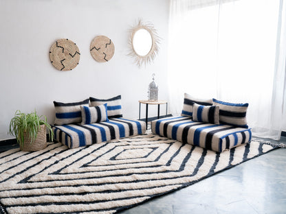 2x4ft Handmade Amazigh Vintage Sofa ⵉⵣⵉⴼⴼⴰⴽ.