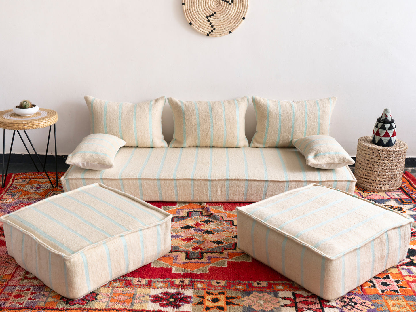 6ft Handmade Amazigh Vintage Sofa Mouha ⴰⵓⵔⵉⵏⵊ. FREE SHIPPING