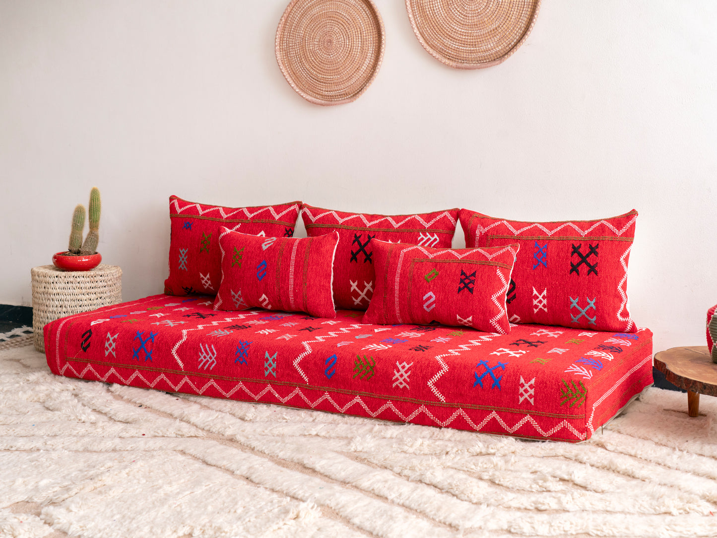 6ft Handmade Amazigh Sofa Illy ⴰⵓⵔⵉⵏⵊ. FREE SHIPPING