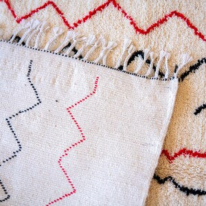 5x8 ft Handmade Amazigh Rug Azilal ⵢⴰⵣ. FREE SHIPPING