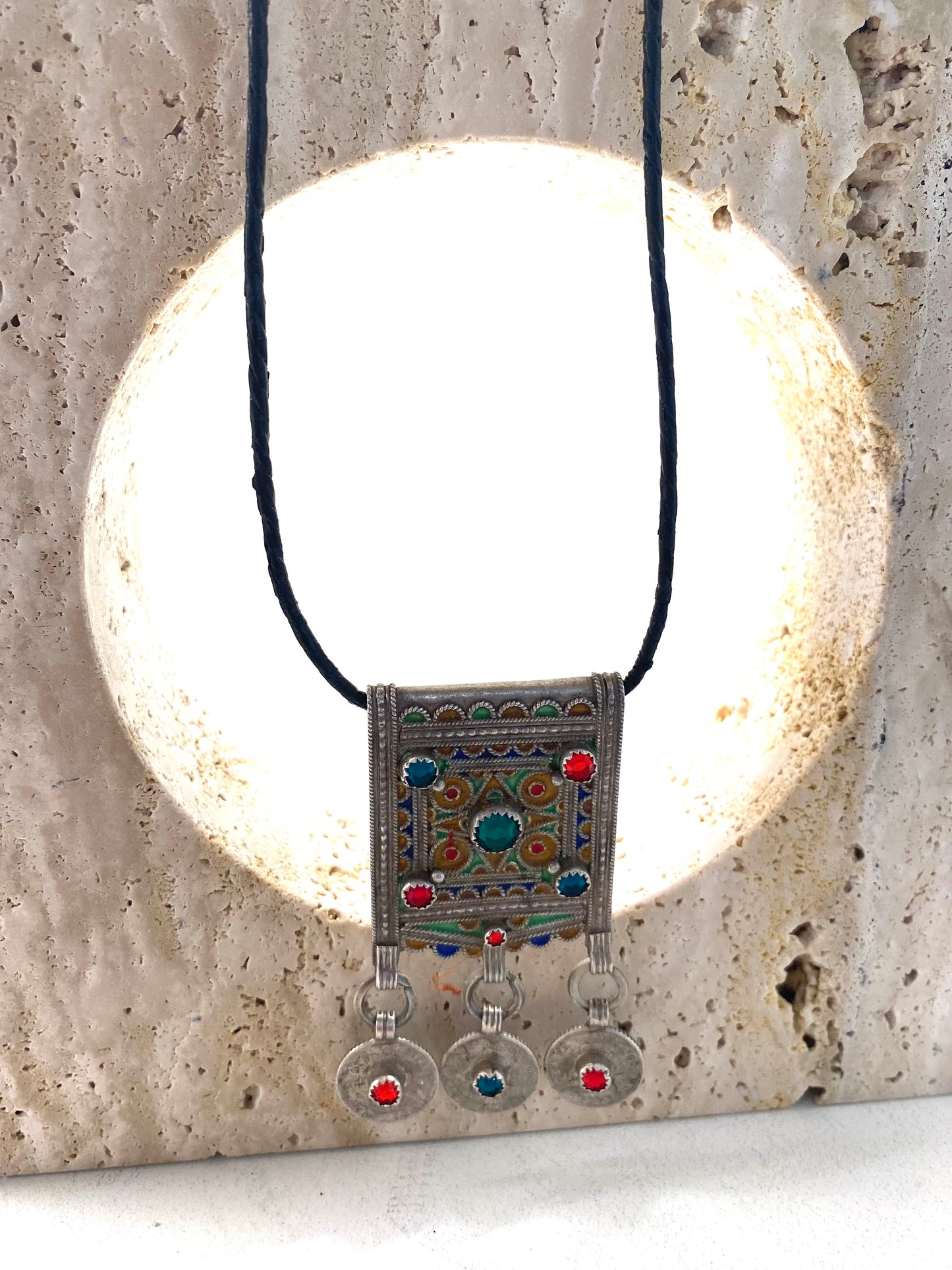 Amazigh Vintage Silver Tiznit Leather Cord  ⵜⵉⵣⵏⵉⵜ Necklace. FREE SHIPPING