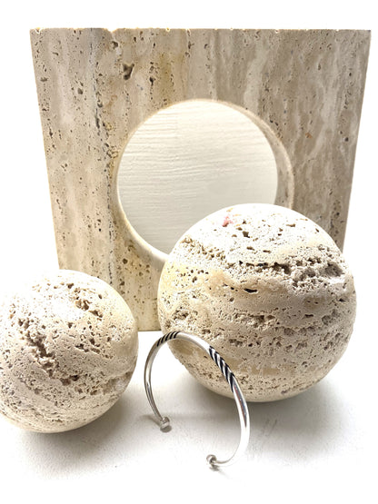 Silver Bangle Tamazight Azrou ⵜⴰⵎⴰⵣⵉⵔⵜ . FREE SHPPING