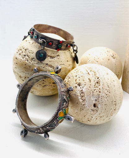 Amazigh Vintage Silver Bangle Imeḍnas ⵉⵎⴻⴹⵏⴰⵙ. FREE SHIPPING