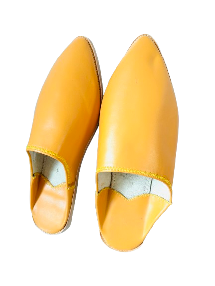 Handmade Amazigh Leather Babouche light Marigold 40ⴰⵙⴼⴻⵍ .