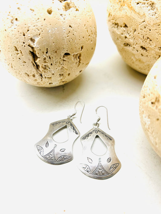 Amazigh Silver Earrings  ⴼⵉⴱⵓⵍⴰ