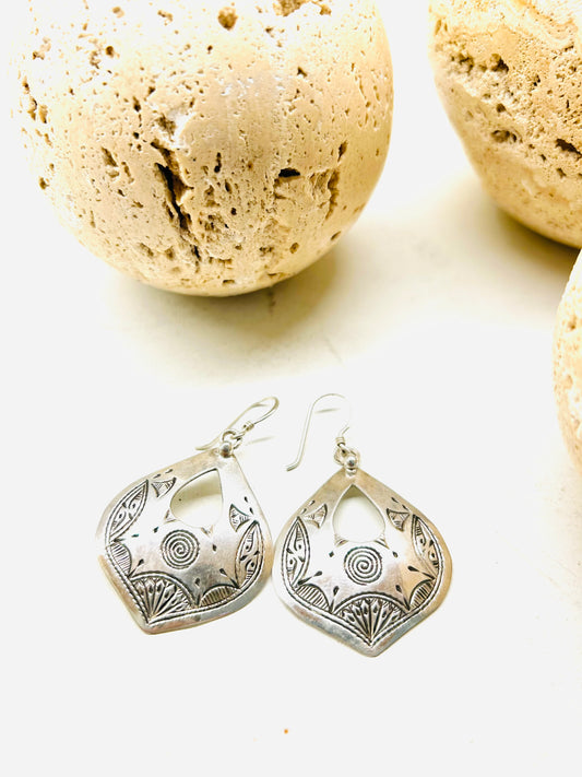 Amazigh Silver Earrings  ⴼⵉⴱⵓⵍⴰ