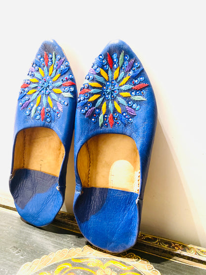 Handstitched Leather Babouche Khenifra ⴰⵃⴱⴱ.